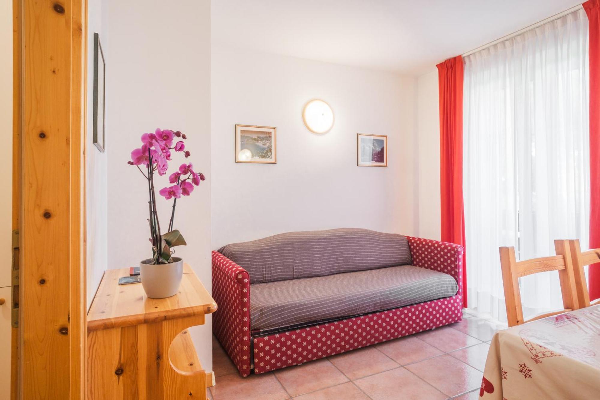Residence Al Caminetto Molveno Bagian luar foto